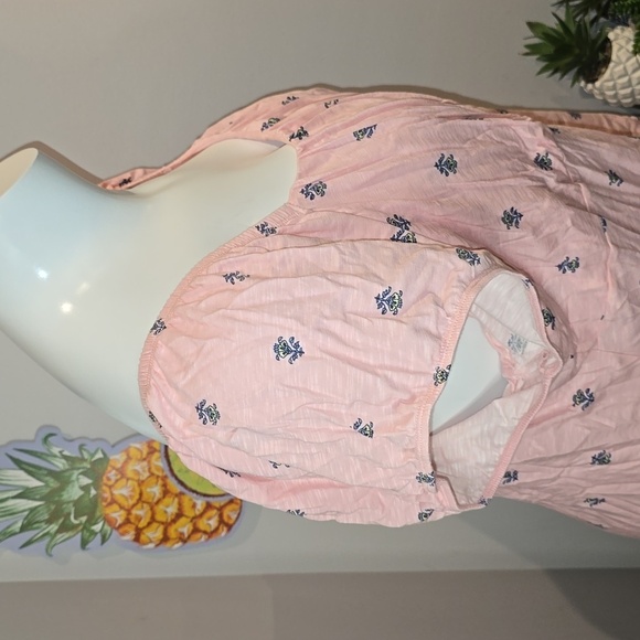 Torrid - Super Soft Slub Scoop Neck Bust Fitted Top in Almond Blossom Pink​​​ - Picture 6 of 14